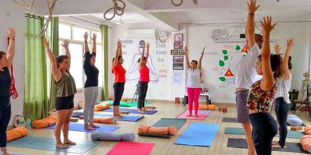 From Screen to Serenity: Yoga Teacher Training in Rishikesh