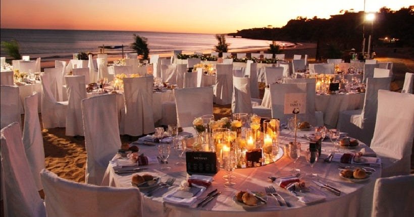 Planning a Beach Wedding? Best Caterers in Naples, FL | by Raynzcatering | Nov, 2024 | Medium