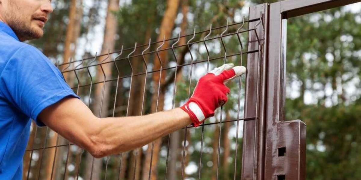 Choosing the Right Fence Contractor in Anderson, CA: Your Ultimate Guide to Commercial Fence Installation